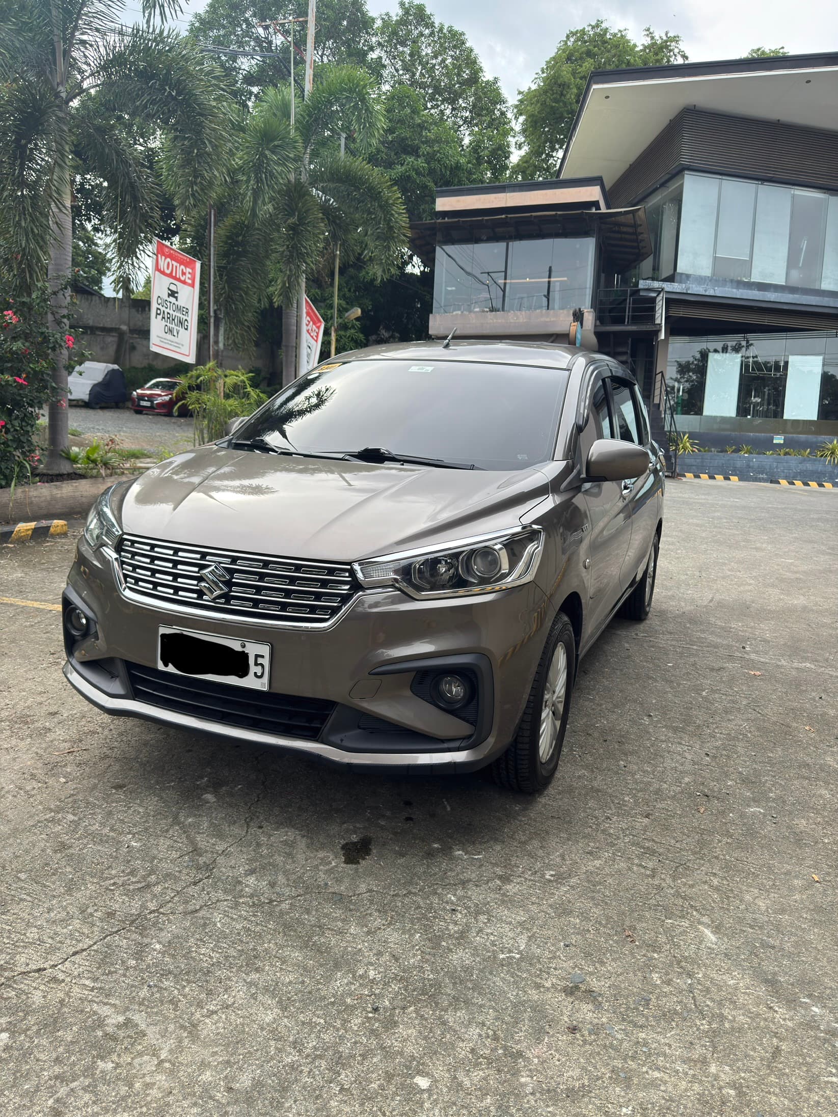 2019 Suzuki Ertiga thumbnail 3